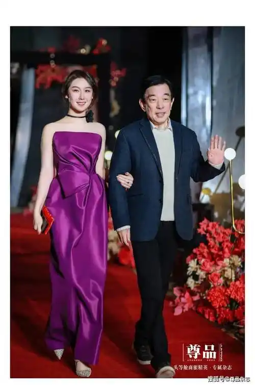 2024尊品尚流之夜 | 坚韧的力量,迎接希望的光_品牌_先生_私人