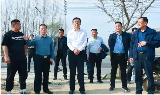汝南县委书记李卫明到开发区现场办公