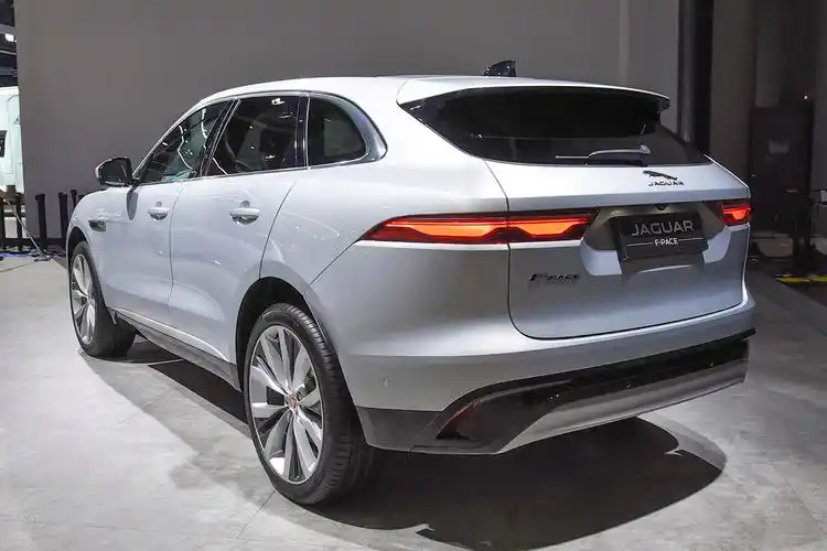 豪华suv捷豹f-pace,到底表现如何?_太平洋号