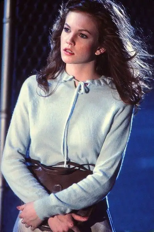 黛安莲恩54岁身材依旧超级神…网友:母子恋我行喔