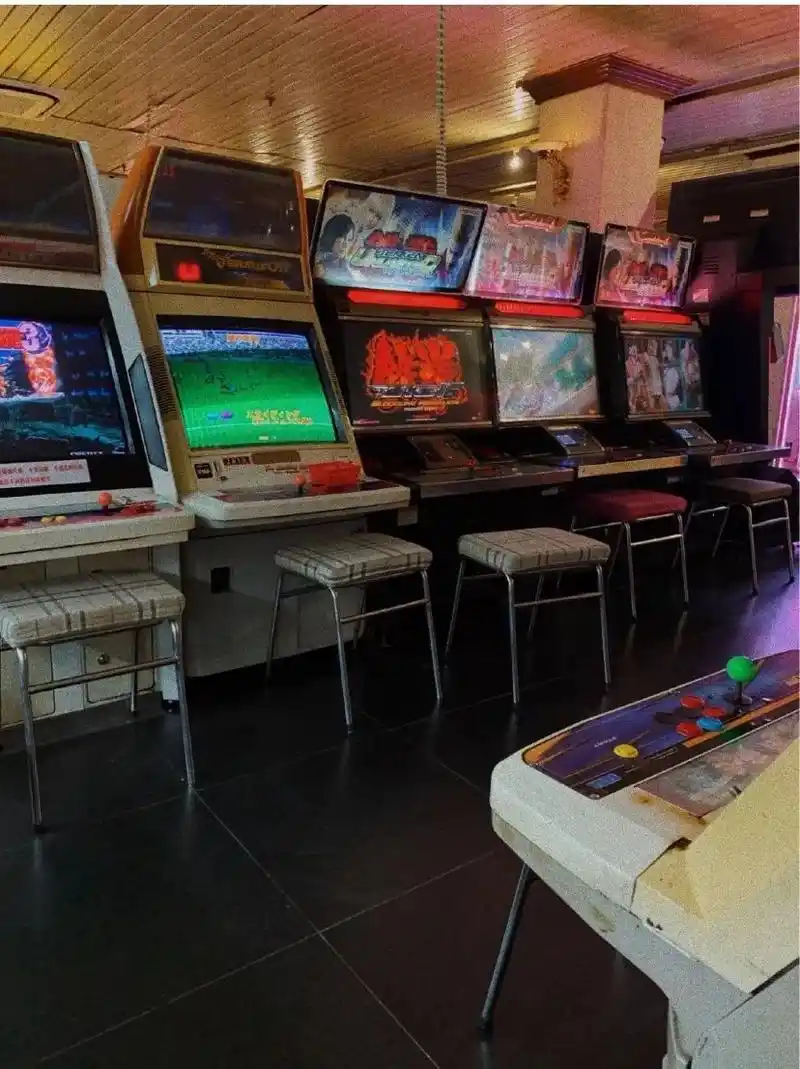 烈火游戏厅是上海仅存的唯一一家老式街机厅!