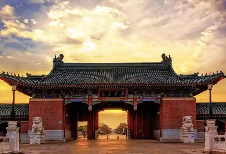 985高校排名一览表(中国985名校最新排名大学)_小强知识网