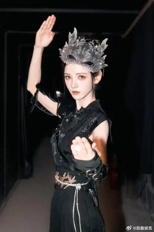 张予曦狐狸面具