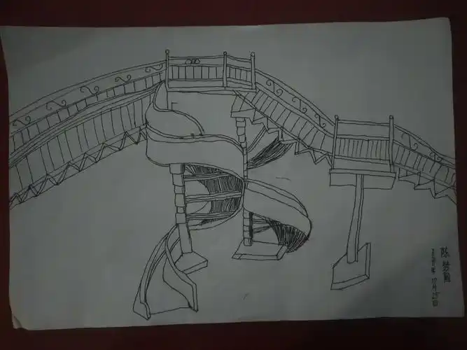 东方班《写生滑滑梯》