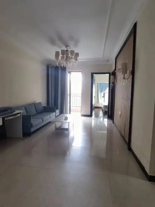 柳州东环恒大翡翠龙庭电梯2房2100月