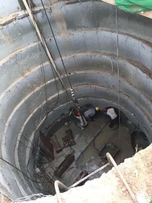 动车所3号井开始顶管作业