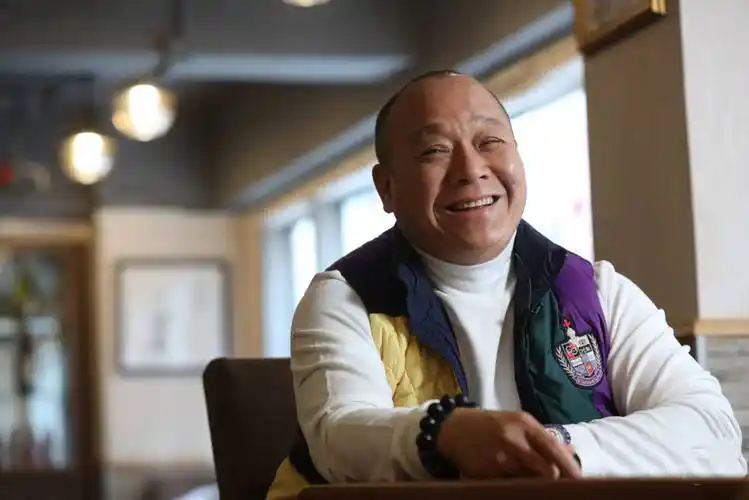 吴志雄晒合照庆结婚周年翻车!