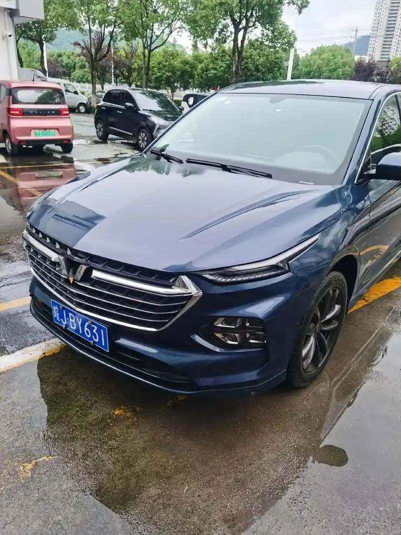 自用五菱凯捷自动挡6座车个人一手车