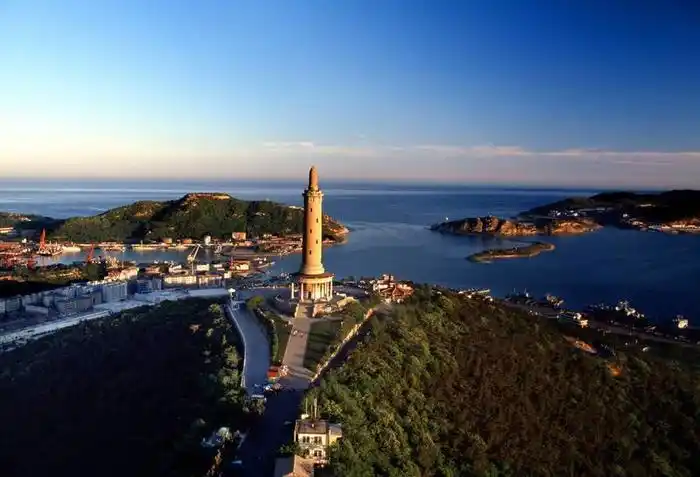 采桑子 凭吊旅顺口 词林正韵