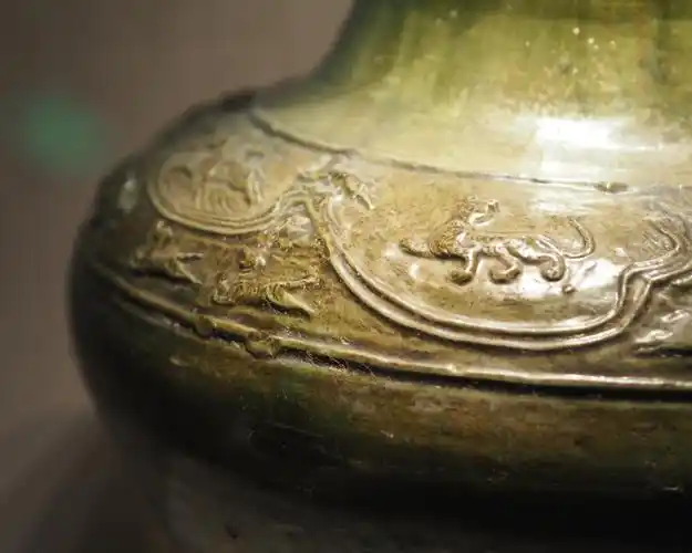 汉绿釉狩猎纹壶武汉博物馆藏