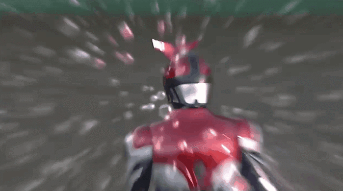 假面骑士中难以模仿的5个动作decade反重力踢w的分体踢