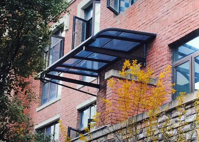 铝合金耐力板雨棚 雨搭#铝合金雨棚 #雨棚车棚 #高档大气上 - 抖音