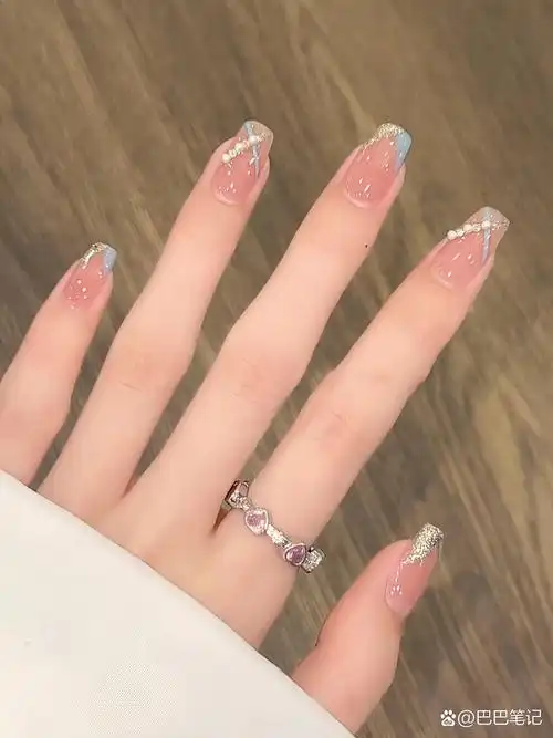 简约法式美甲 冰透肉粉显白色