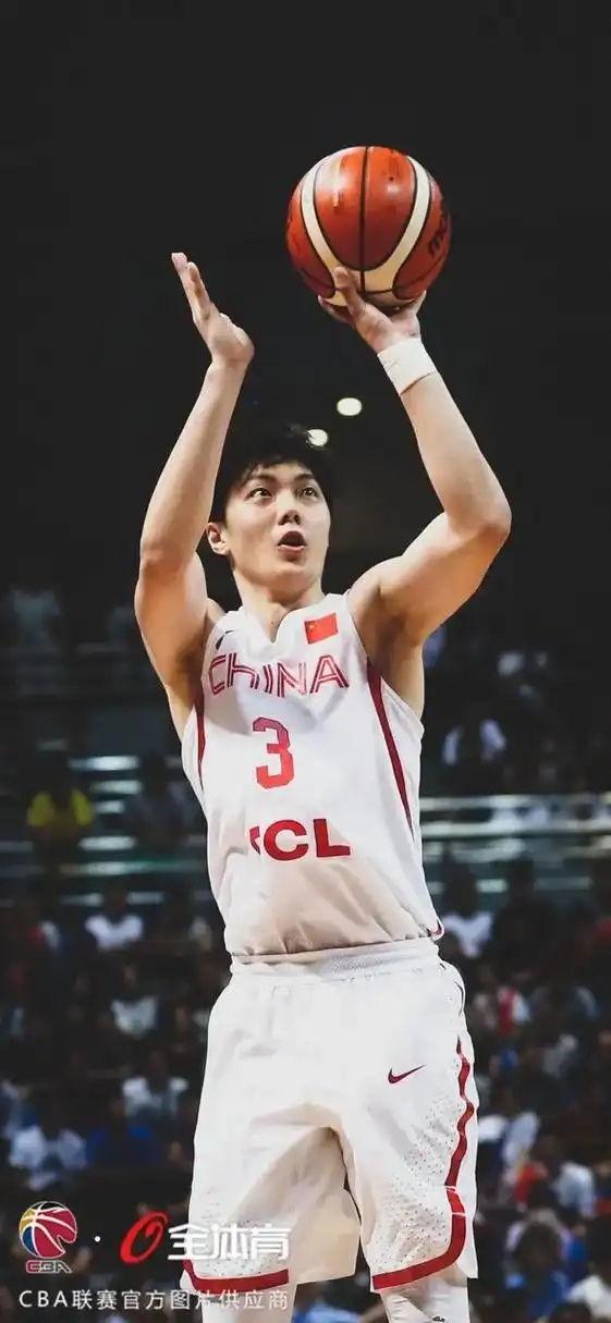 中国男篮队员胡明轩手机壁纸.#中国男篮 #中国队 #国家男篮 - 抖音