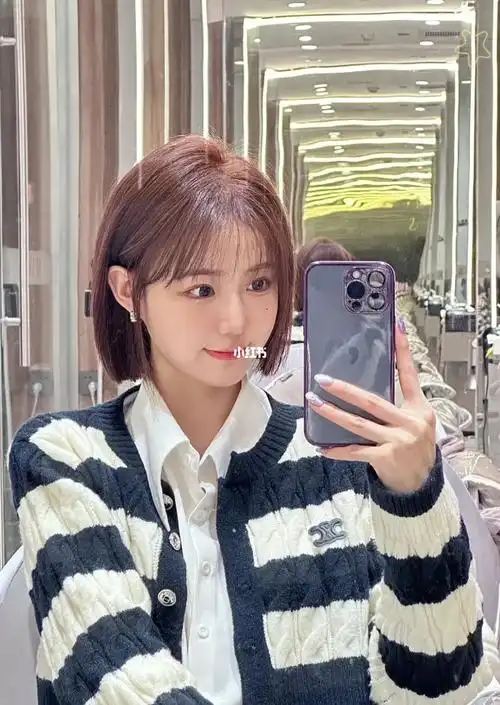 减龄瘦脸短发|显白发色|中山剪发