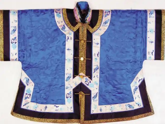 清蓝缎镶边棉马褂