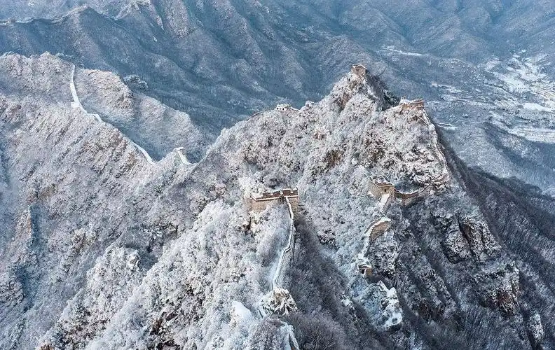 长城雪景