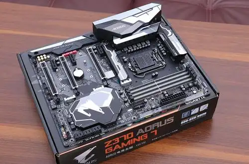 绝代双雕技嘉两款z370aorus系列主板开箱秀