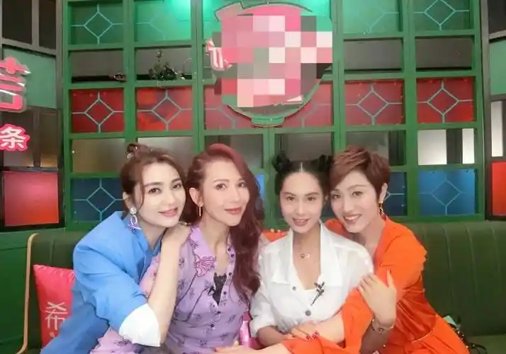 原创朱茵蔡少芬陈法蓉等四美同框各有心机洪欣最美