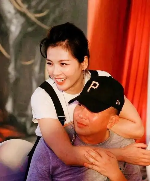 这一次替夫还债的模范妻子刘涛人设彻底崩塌