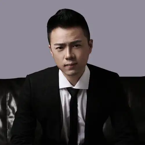 走着走着就散了 - 歌手王峰 - 5sing中国原创音乐基地