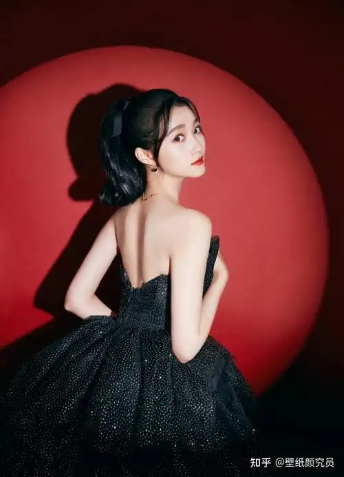 关晓彤的哪些图片让你觉得特别养眼? - 知乎