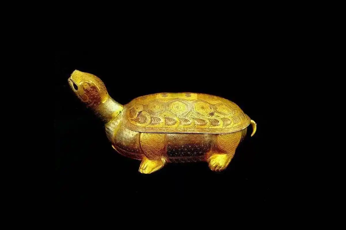 文物# 这是一组法门寺地宫出土的金器.