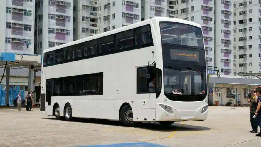 mcv车身volvo b8l进行回旋半径测试 [多相]