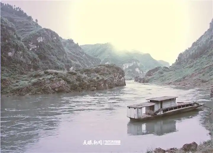 【它们见证伟大转折】突破乌江气如虹 再看今朝奋进路