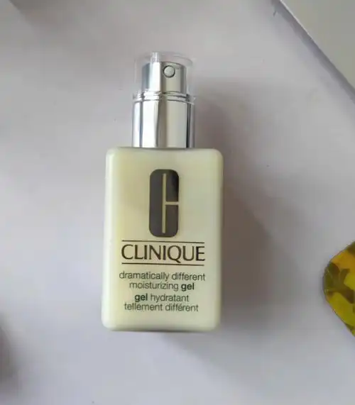 倩碧黄油无油版油痘肌测评