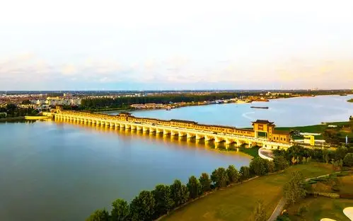 雄伟的射阳河闸