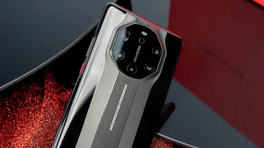 凛然霸气huaweimate40rs保时捷设计图赏