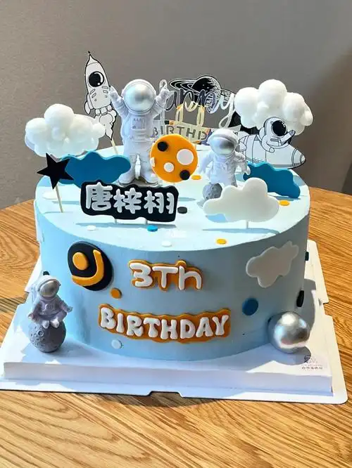 宇航员蛋糕