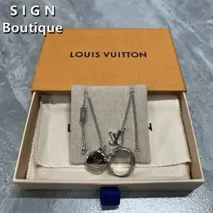 现货正品louis vuitton路易威登 lv戒指吊坠三合一银色项链m62485