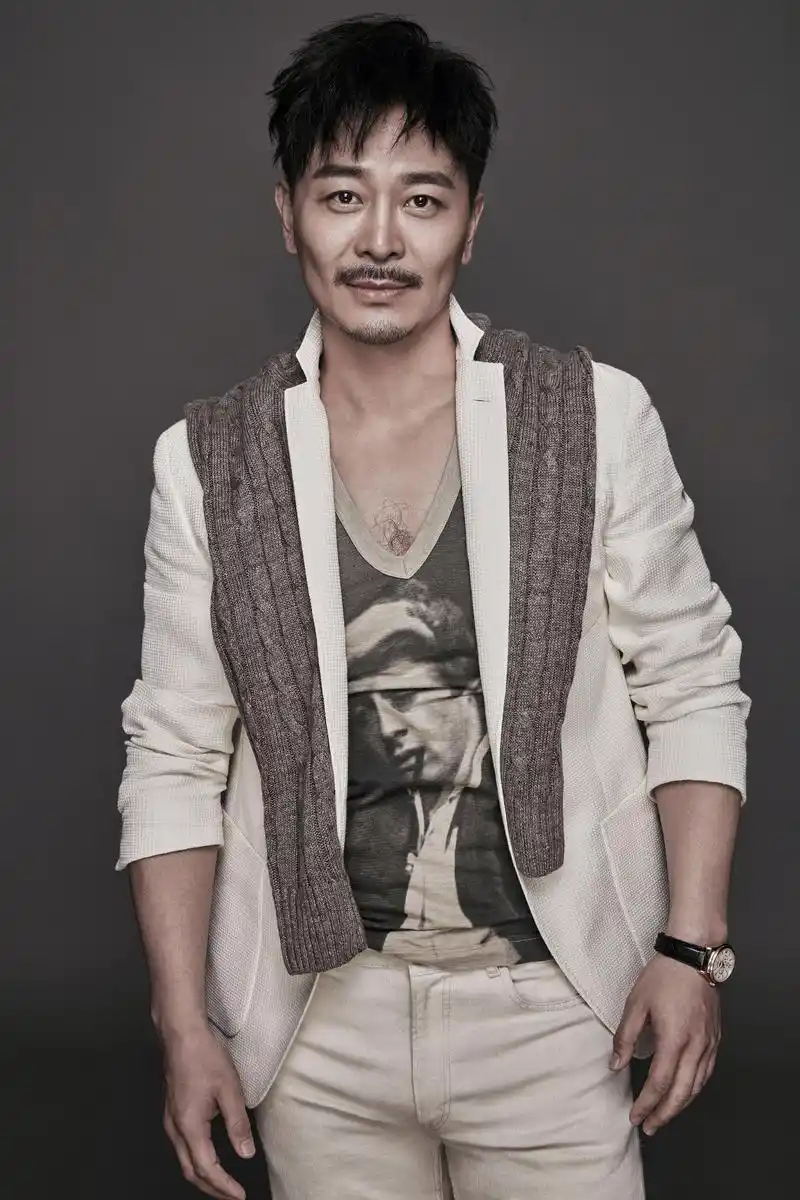 娱乐圈中的武打明星:吴京曾输给甄子丹,最后一位还是体育老师!