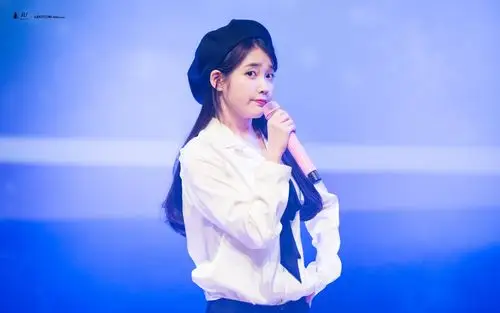 李智恩 iu 李知恩女歌手 演员 主持人