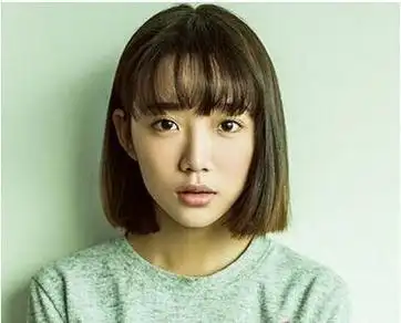 今年流行的小学生短发发型女 13款中学生短头发造型(13)