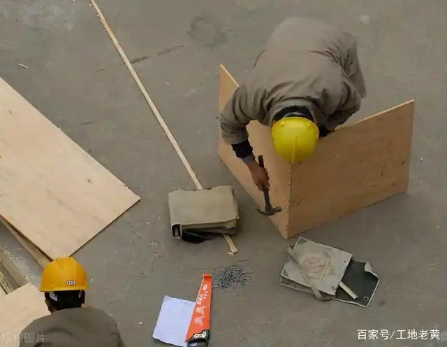 工地上木工每月收入很高为什么还嫌工钱太少原因太现实