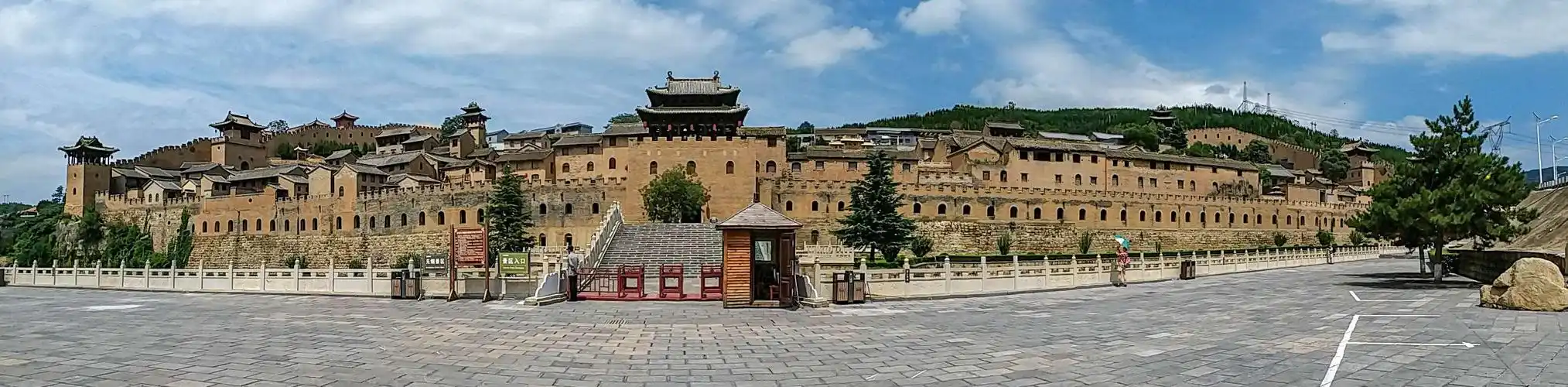 中国北方明代第一古城堡——湘峪古堡