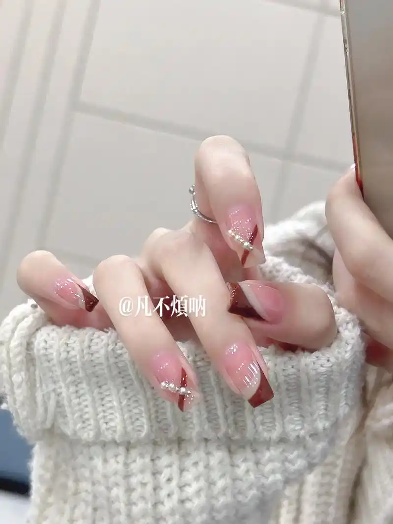 极简温柔风法式美甲97.#仙女必备 #短指甲也可以这么美 # - 抖音