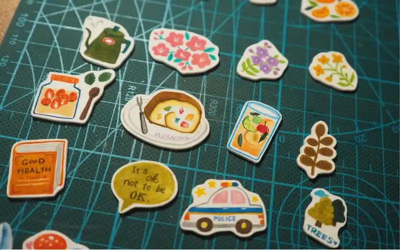 【热缩片】小小冰箱贴耗时3天自制100倍超大无硼砂史莱姆,手压下去,真