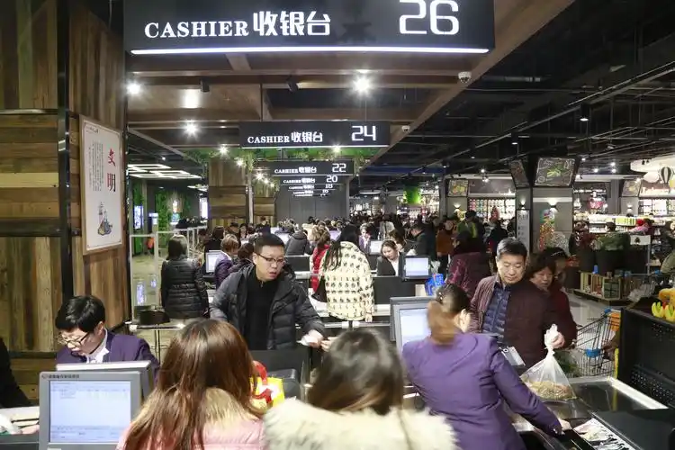 信阳农信首家大型超市"刷脸支付"综合收银项目在明港农信联社上线运营