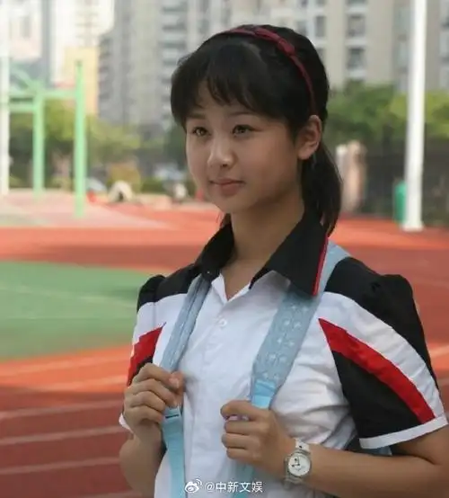 未成年杨紫的影视形象##飞向杨紫小时候##冬日暖young