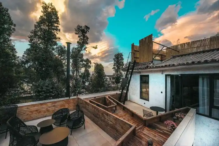 造了整整4年洱海边这间明星改造的网红民宿值得一去