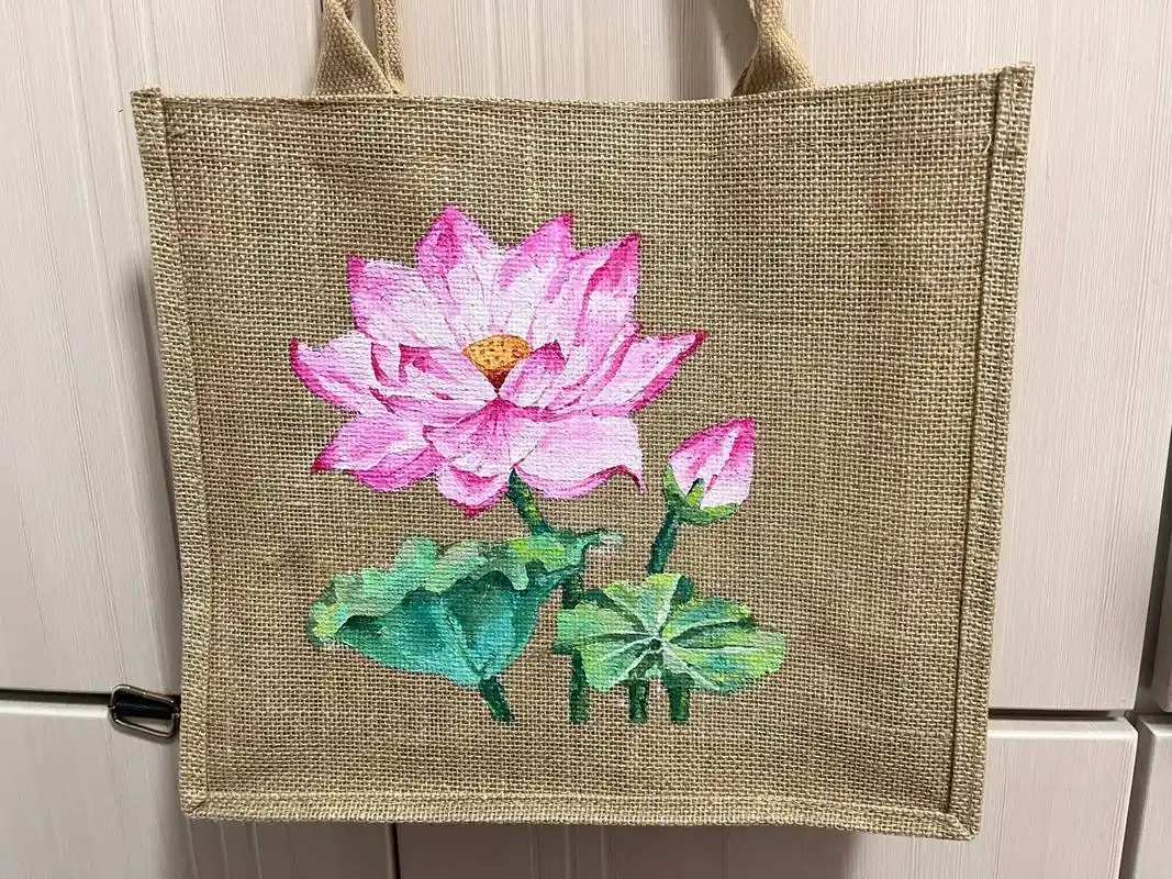 麻布包手绘 #手工diy #麻布袋diy #荷花 - 抖音
