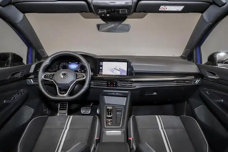 2021款 高尔夫 280tsi 双离合 r-line型内饰