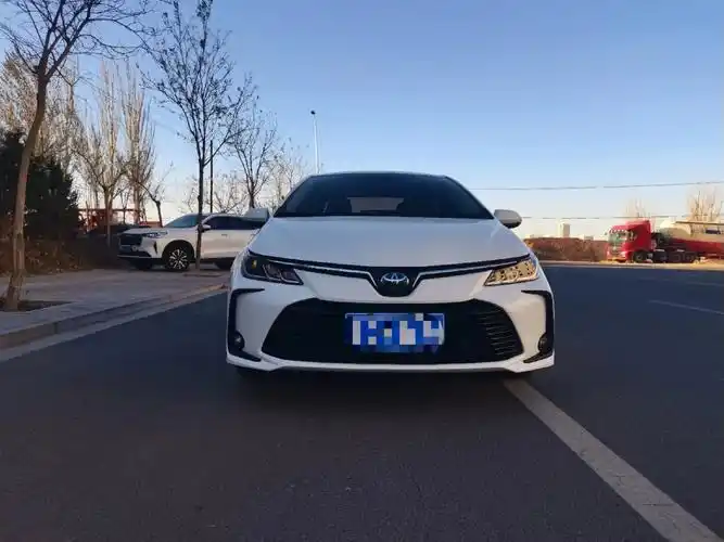 21款丰田卡罗拉双擎18混动升级车机