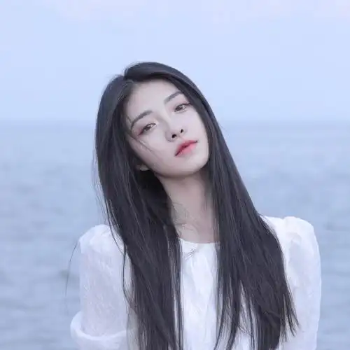 女生头像 海边女头 三色堇儿/禁盗 剩下的话我们秋天慢慢说