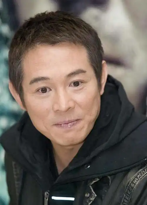 李连杰给大哥百万年薪二哥穷困一生却拒绝帮助他在追求什么