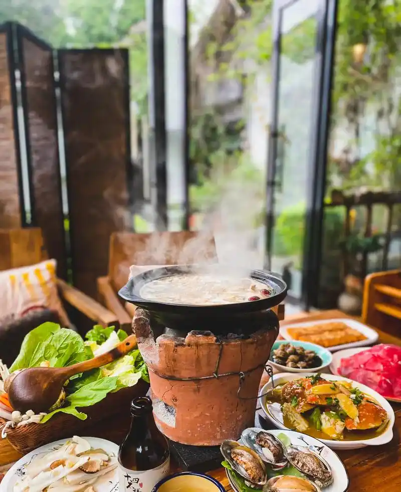 广东站到了7815"浪上鲜广式打边炉"环境真的好漂酿,而且真的物